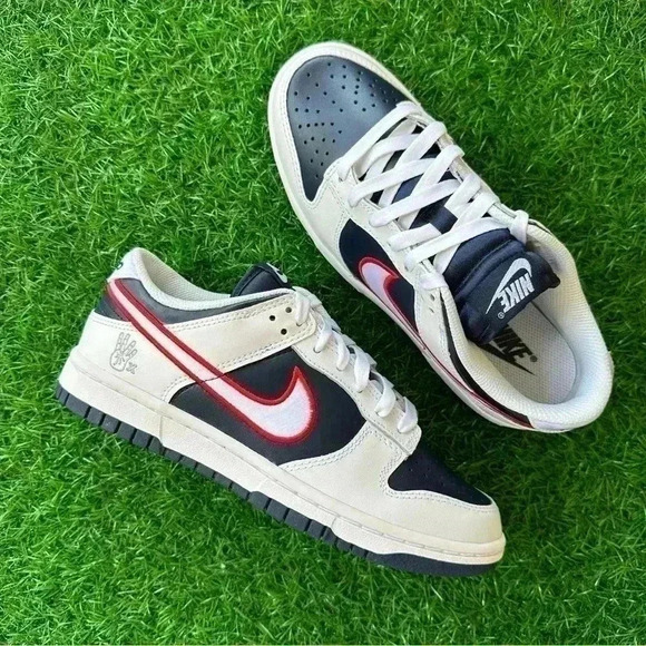 Nike Dunk Low Prm White / University Red / Obsidian - Picture 8 of 8